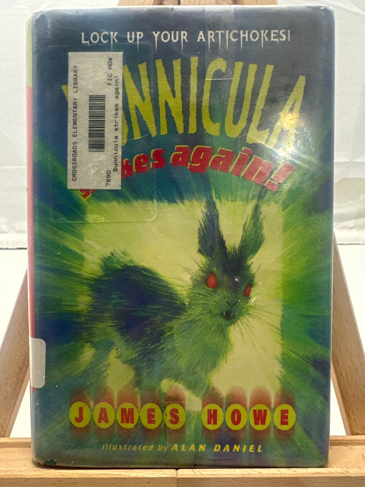 Bunnicula Strikes Again! by James Howe Hardcover