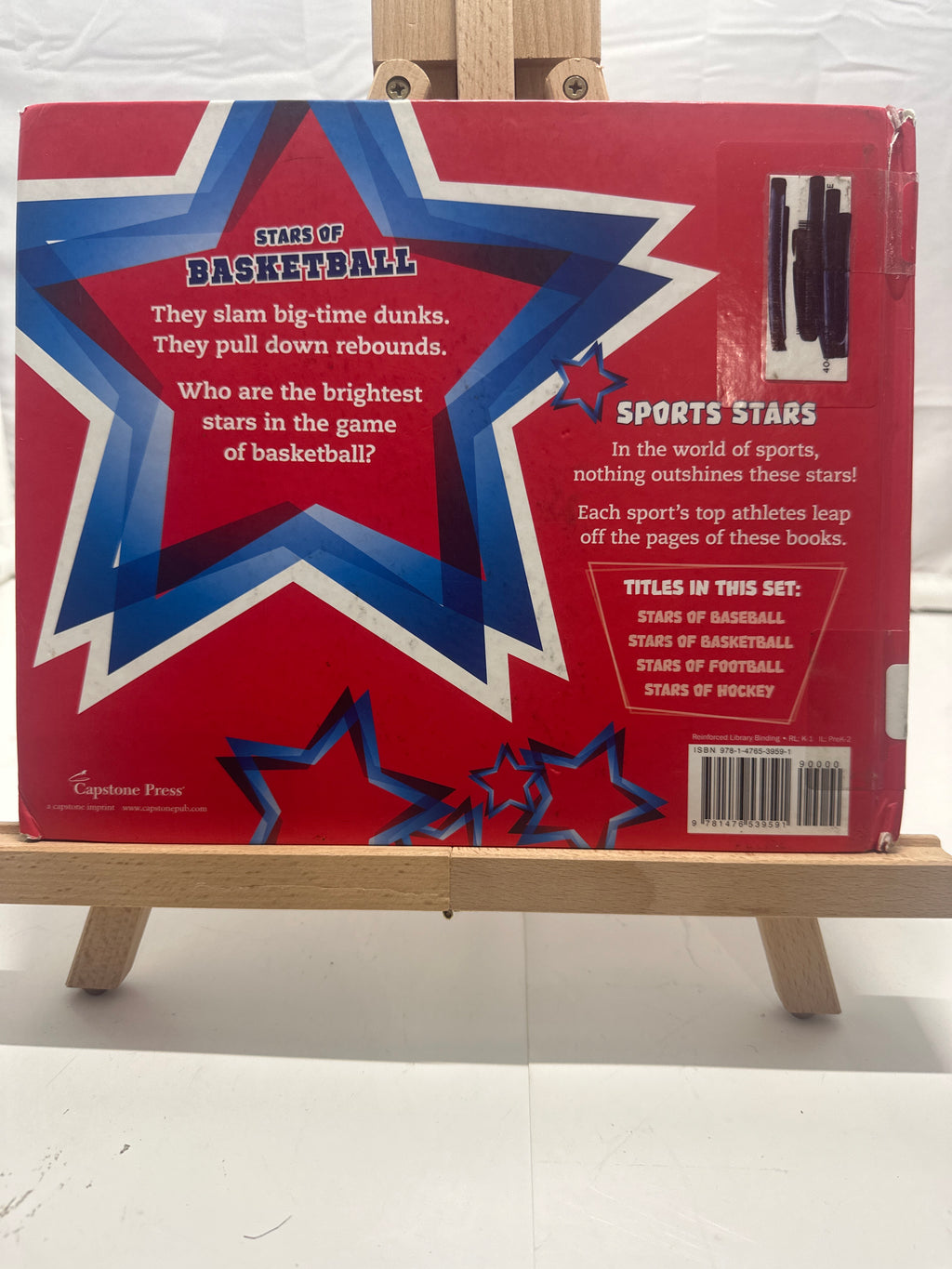 Stars of Basketball by Matt Doeden Hardcover
