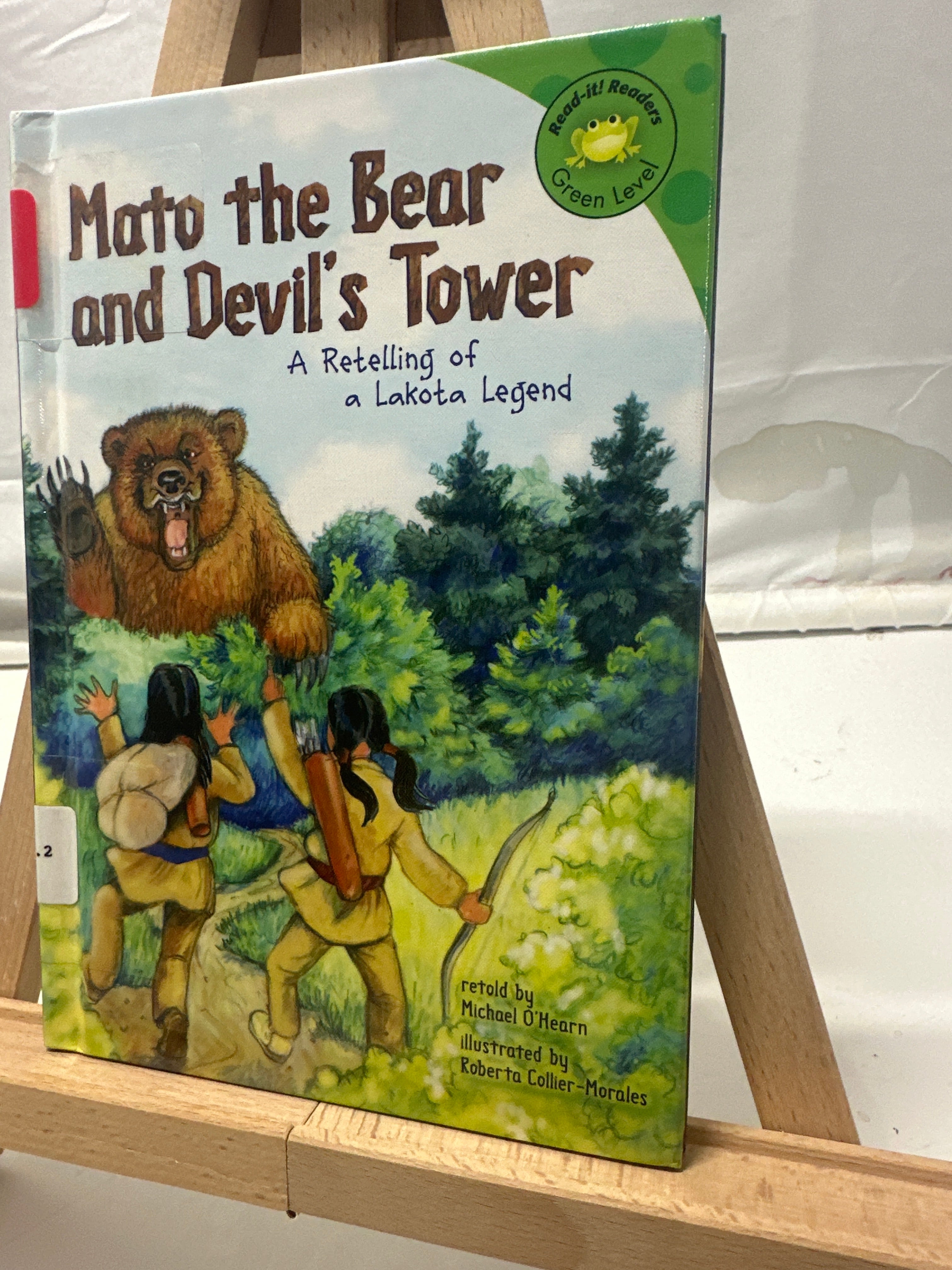 Mato the bear and Devil's Tower by Michael O'Hearn Hardcover Folklore.