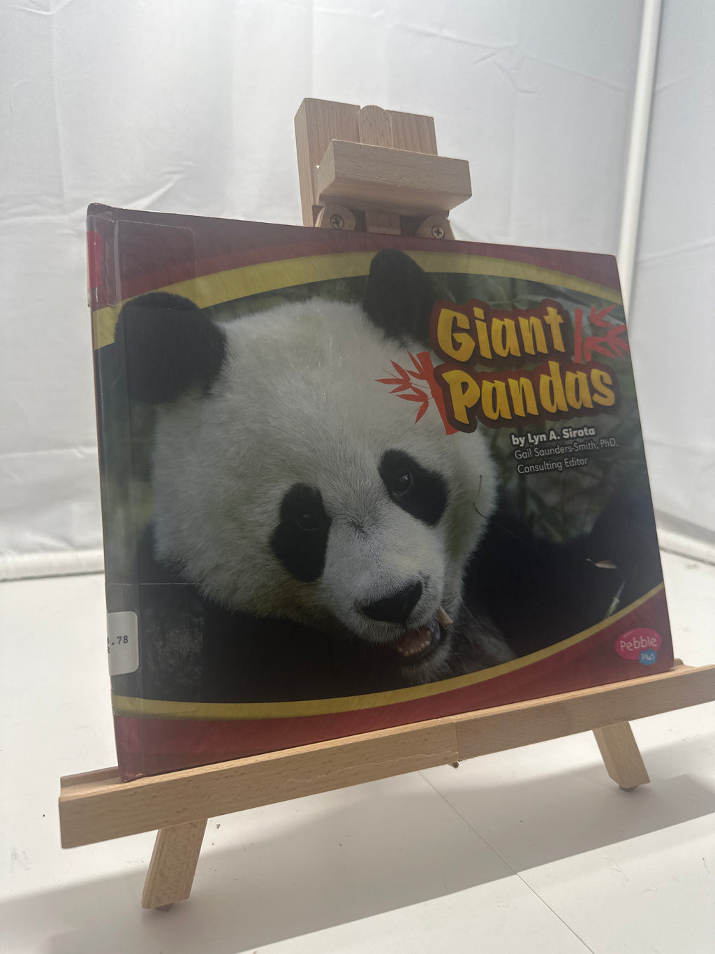 Giant Pandas by Lyn A. Sirota Hardcover