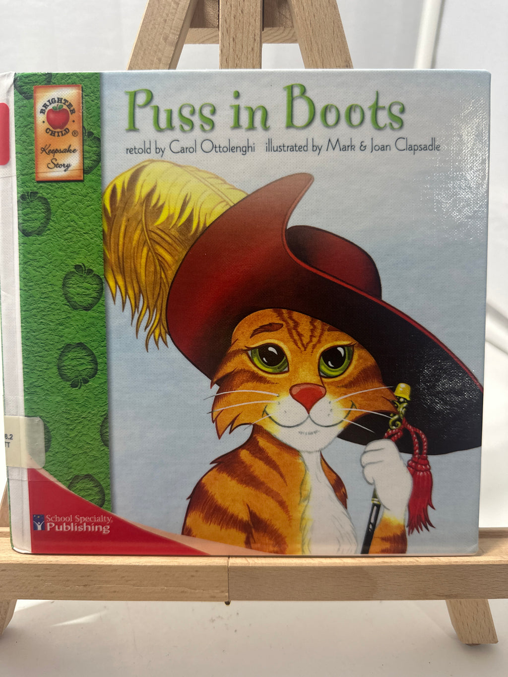 Puss In Boots by Carol Ottolenghi Hardcover