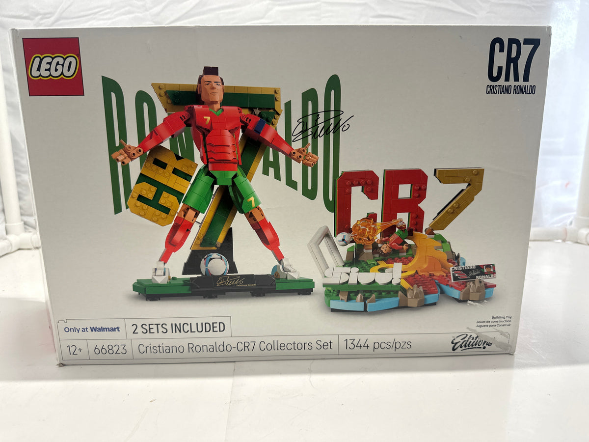 LEGO Editions Cristiano Ronaldo CR7 Collectors Set 66823