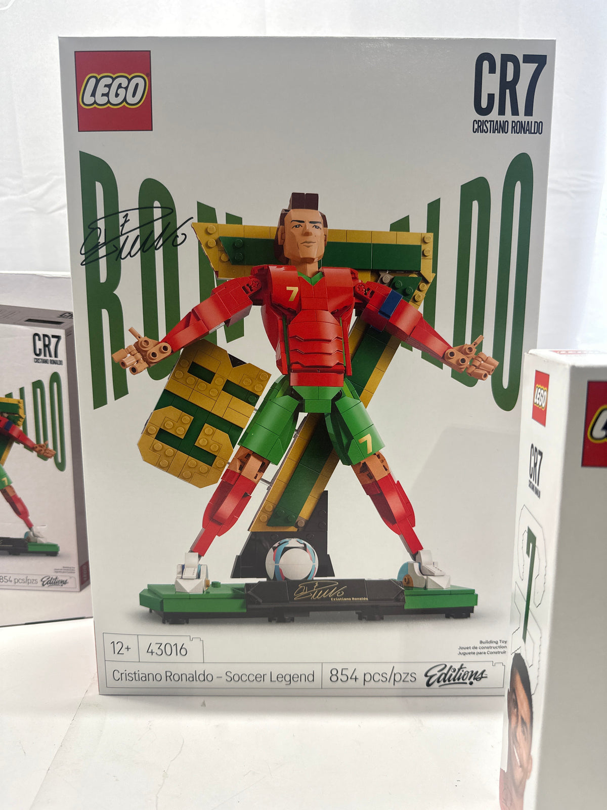 LEGO Editions Cristiano Ronaldo CR7 Collectors Set 66823