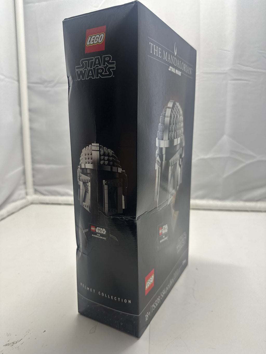 LEGO Star Wars The Mandalorian Helmet 75328 building set