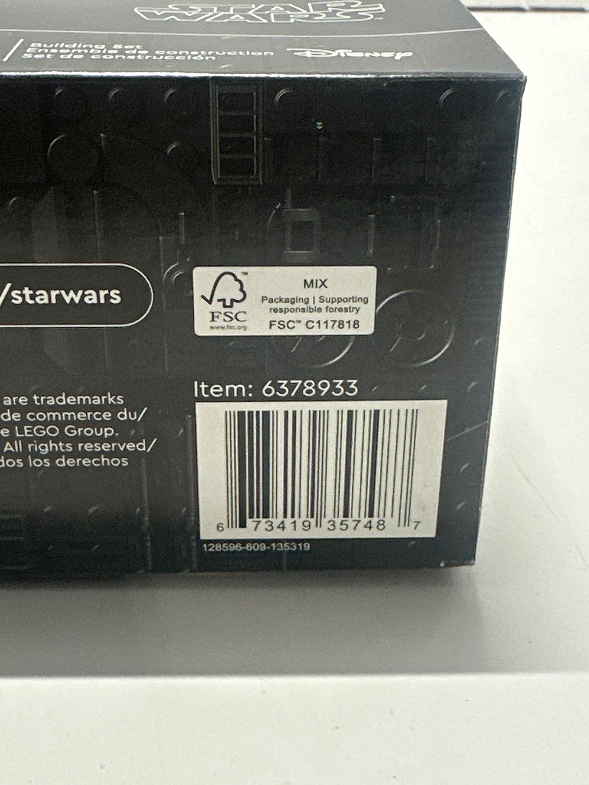 LEGO Star Wars The Mandalorian Helmet 75328 building set