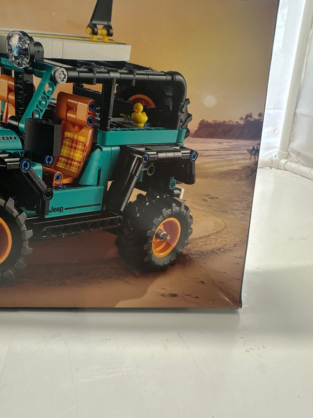 LEGO Technic Jeep Wrangler Rubicon SUV 42227 building set
