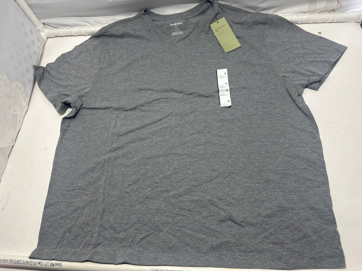 Goodfellow & Co Light Gray V Neck T Shirt Size XL product photo 1