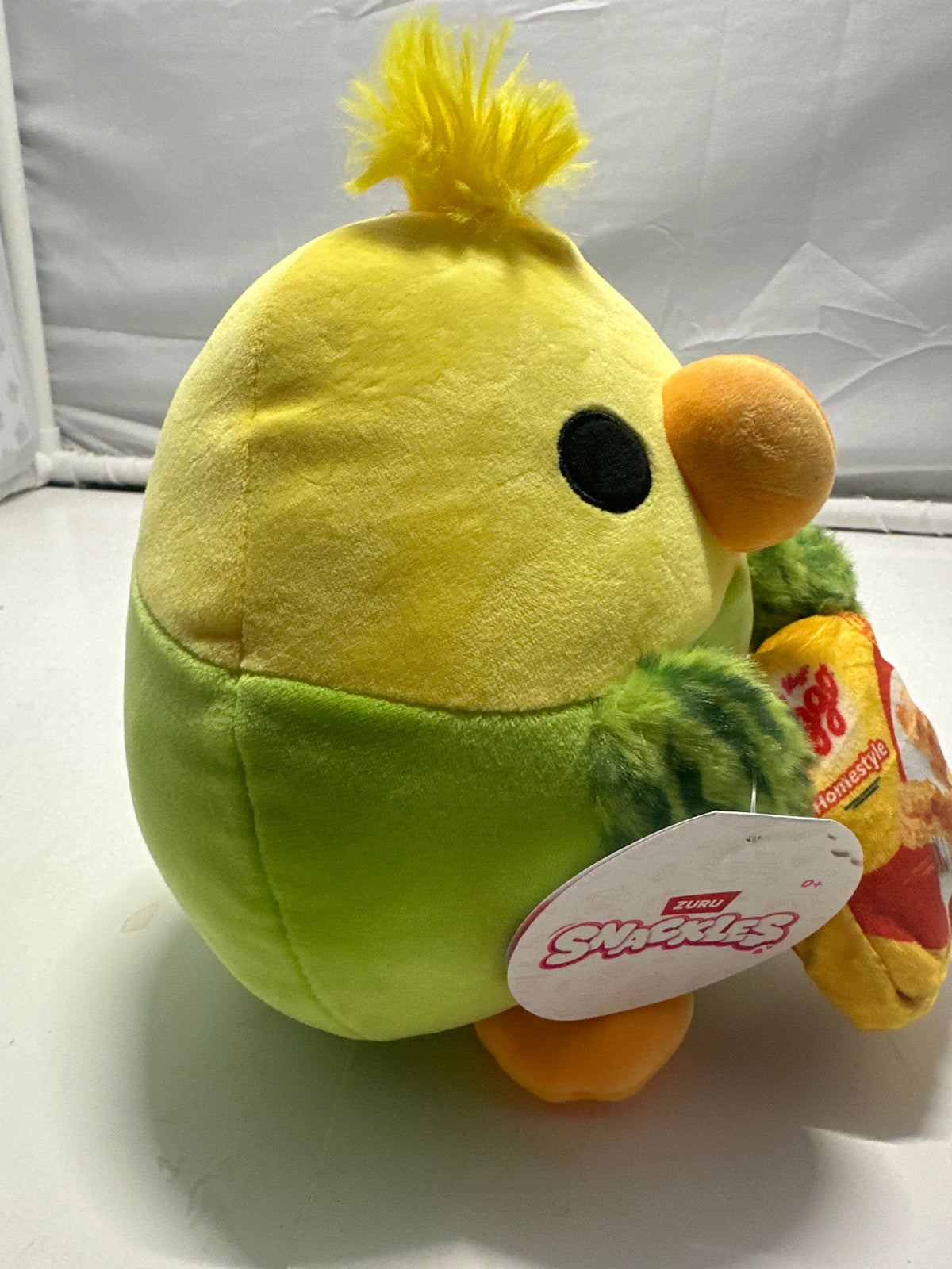 ZURU Snackles Bliss Parrot Kellogg's Corn Flakes Plush product photo 2