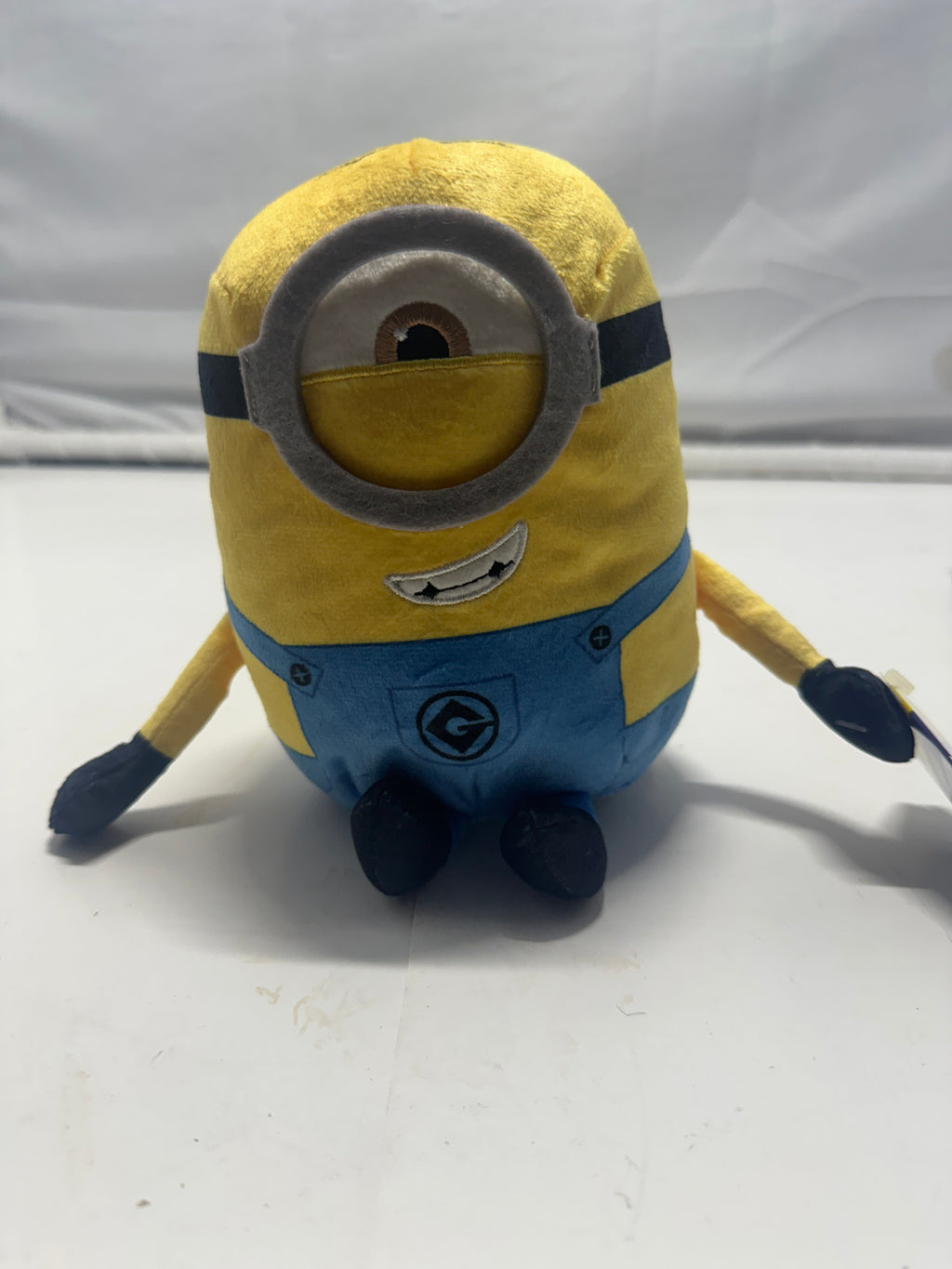 Illumination Minions Stuart Plush product photo 1