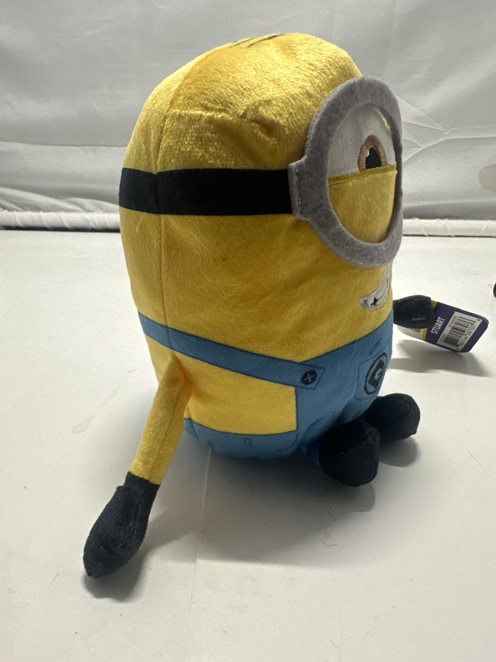 Illumination Minions Stuart Plush product photo 2