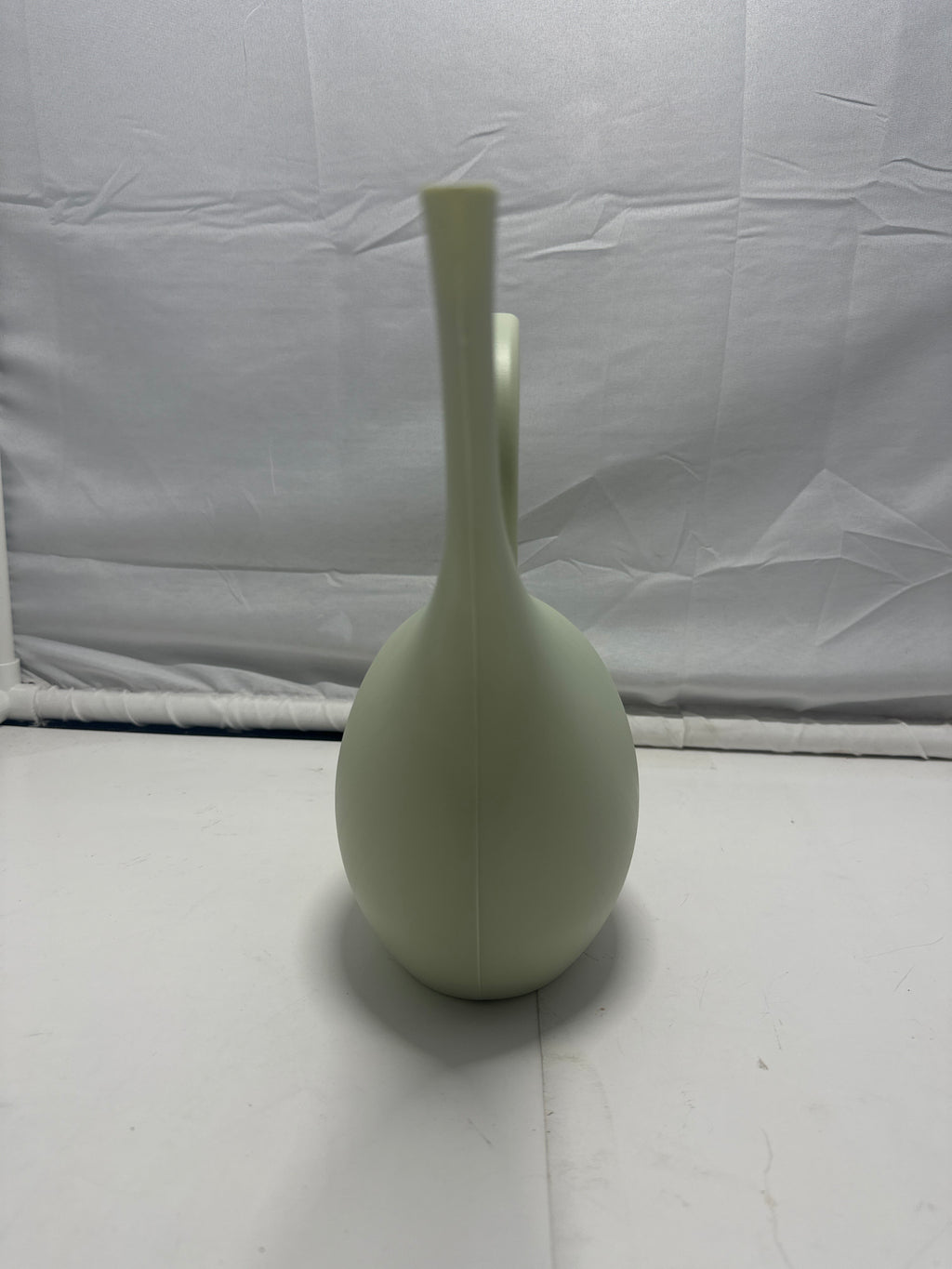 Room Essentials 1.5 L Watering Can Green product photo 2