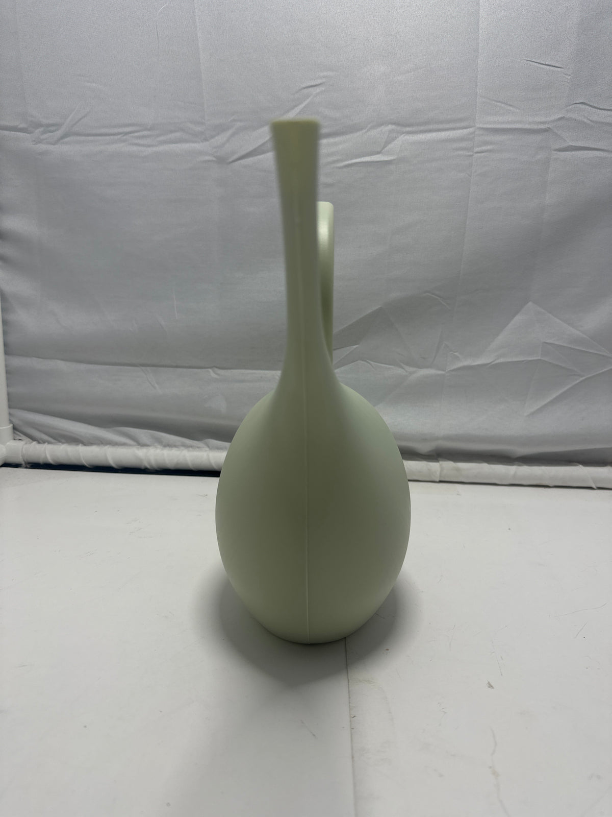 Room Essentials 1.5 L Watering Can Green product photo 2